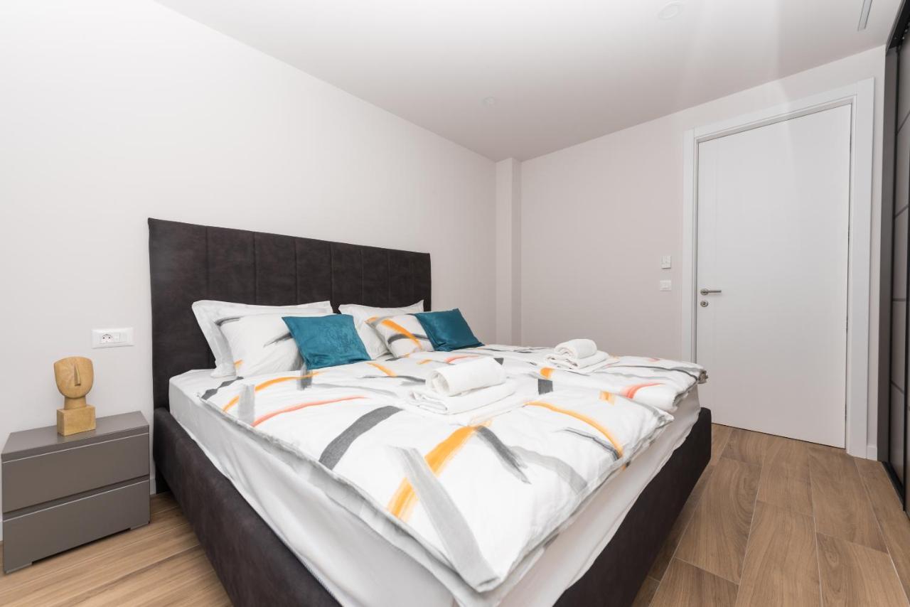 Luxury Adria Sea & City View Apartment マカルスカ エクステリア 写真